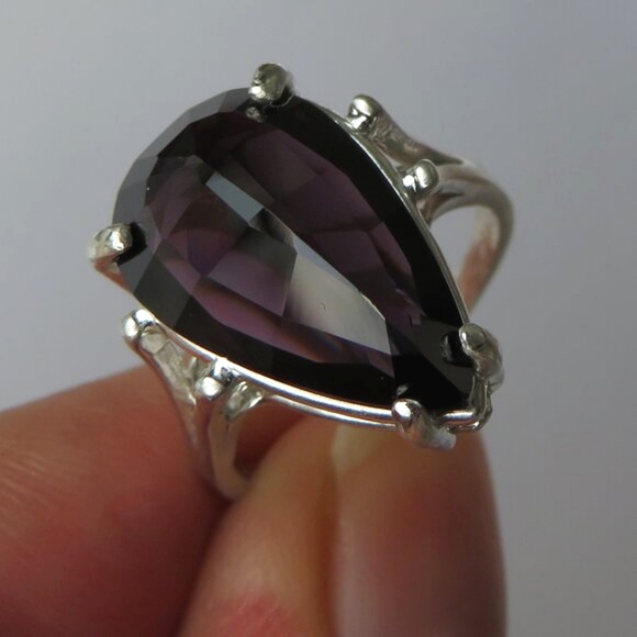 Natural Pear Top-Grade Purple Grape Spinel In Sterling Silver Ring, 7.41ct - Picture 5 of 17